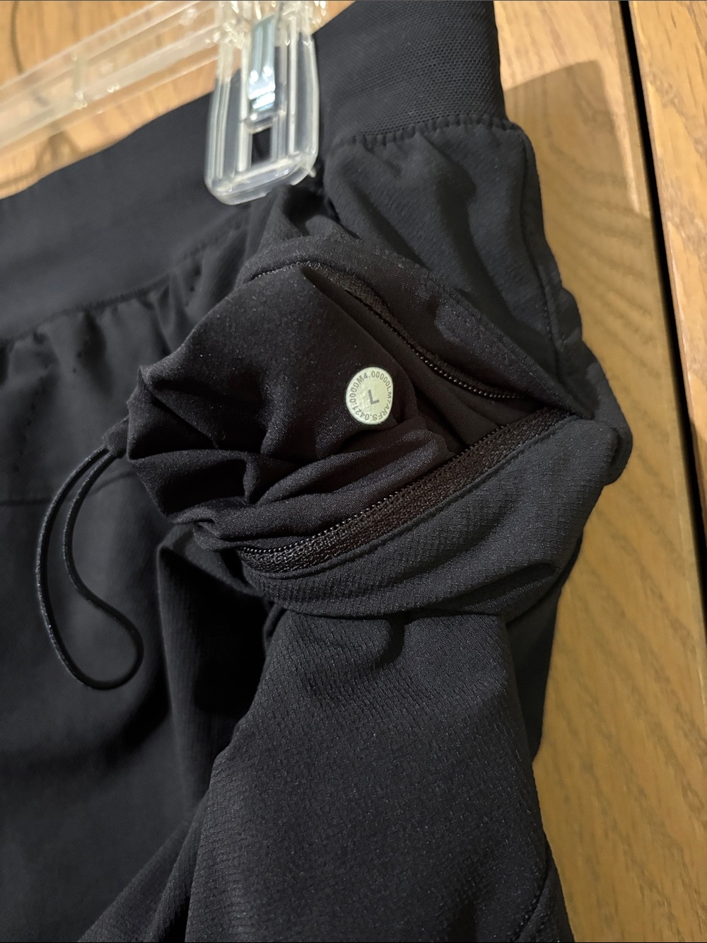 Lululemon license to train large men’s Black Performance Drawstring Shorts - Picture 7 of 7